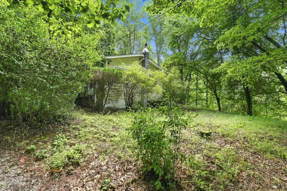 Tessentee Road Franklin, NC 28734