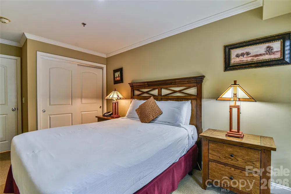 211 Bowling Park Road Asheville, NC 28803