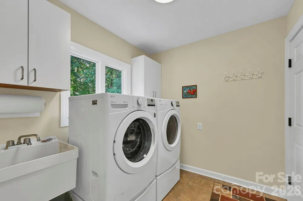 3 Rodney Court Flat Rock, NC 28731