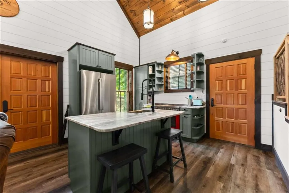 4061 Historic Old Highway 441 Clarkesville, GA 30523