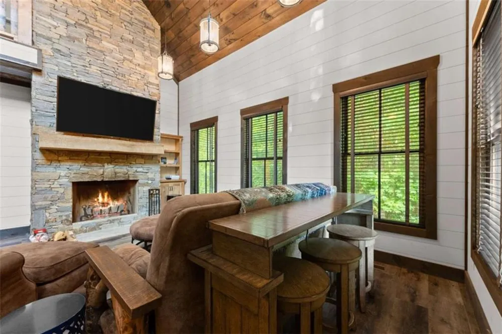4061 Historic Old Highway 441 Clarkesville, GA 30523