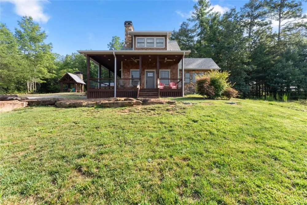 4061 Historic Old Highway 441 Clarkesville, GA 30523
