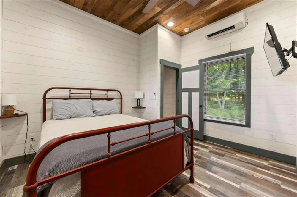4061 Historic Old Highway 441 Clarkesville, GA 30523