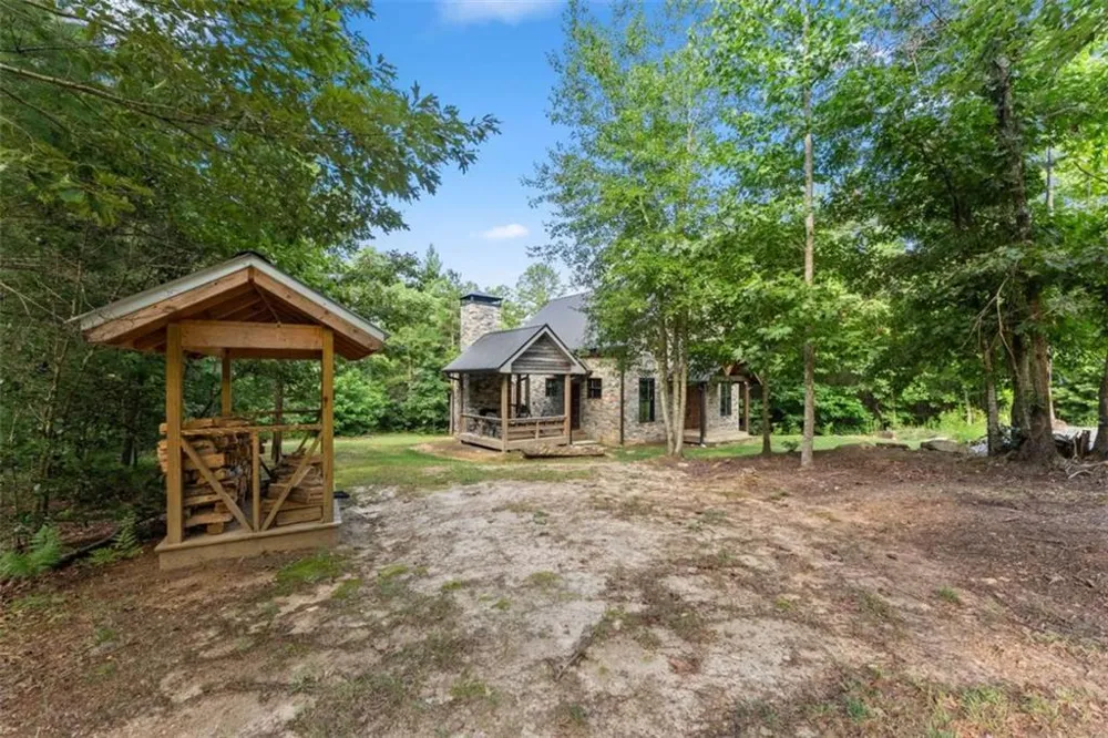 4061 Historic Old Highway 441 Clarkesville, GA 30523