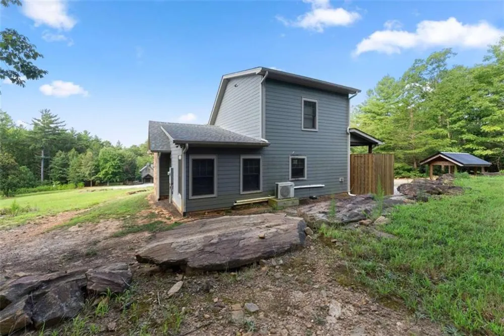 4061 Historic Old Highway 441 Clarkesville, GA 30523