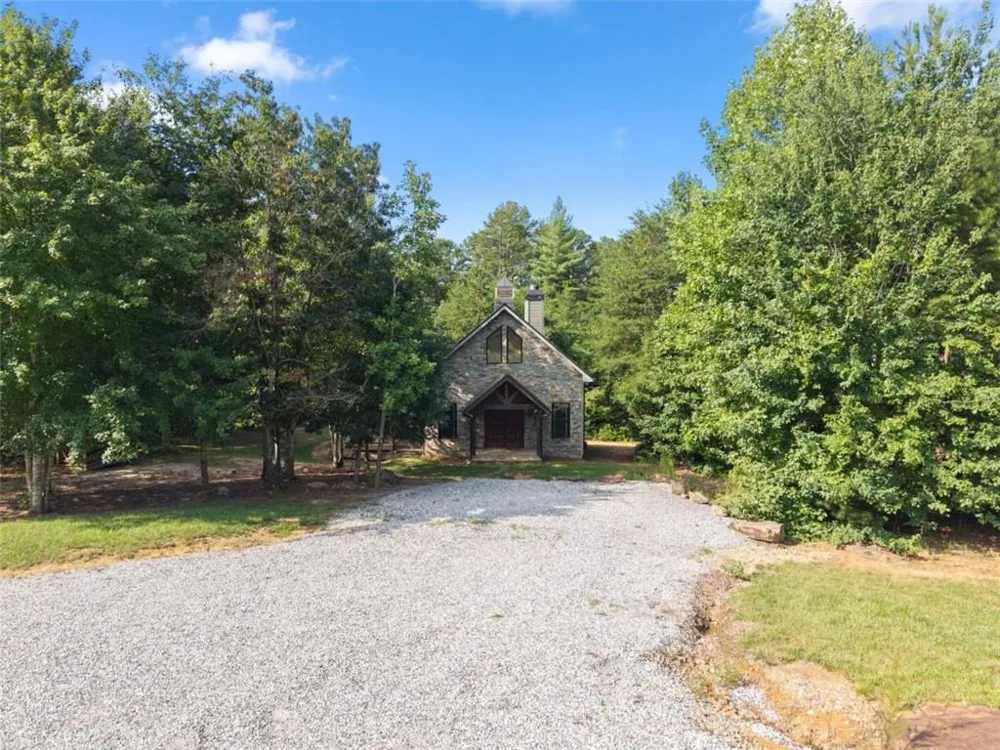 4061 Historic Old Highway 441 Clarkesville, GA 30523