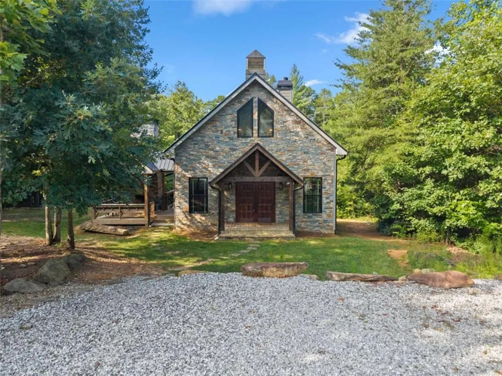 4061 Historic Old Highway 441 Clarkesville, GA 30523