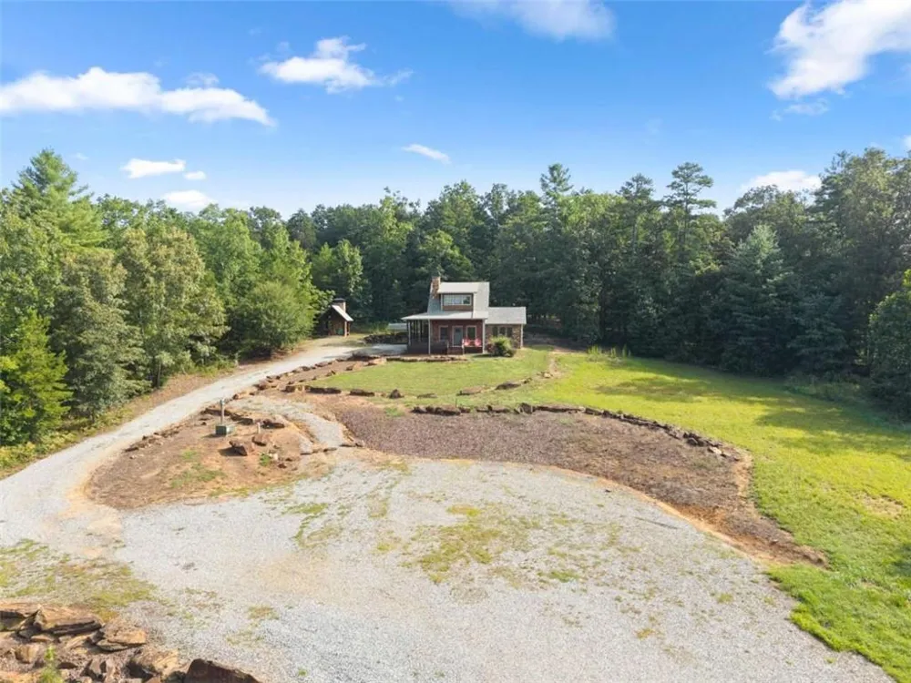 4061 Historic Old Highway 441 Clarkesville, GA 30523