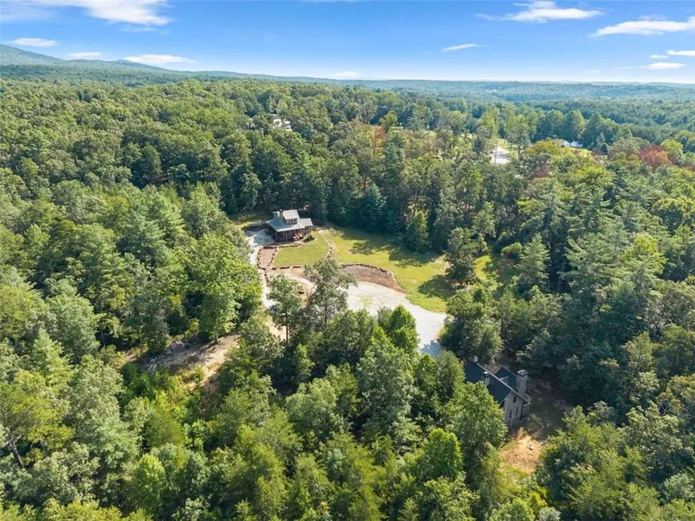 4061 Historic Old Highway 441 Clarkesville, GA 30523