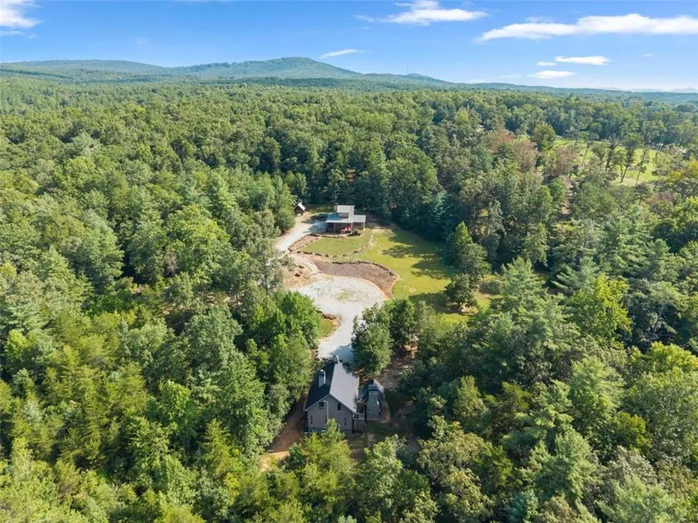 4061 Historic Old Highway 441 Clarkesville, GA 30523