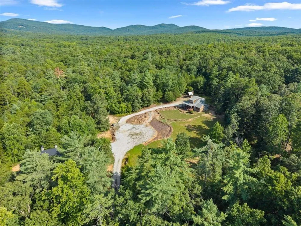 4061 Historic Old Highway 441 Clarkesville, GA 30523