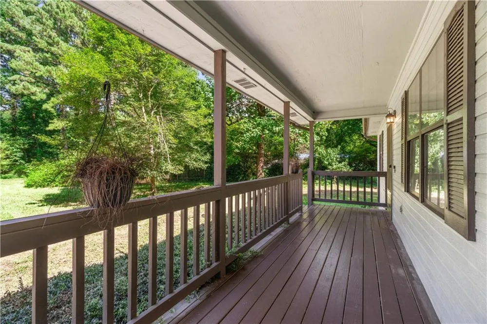 1425 Resaca Lafayette Road NW Resaca, GA 30735