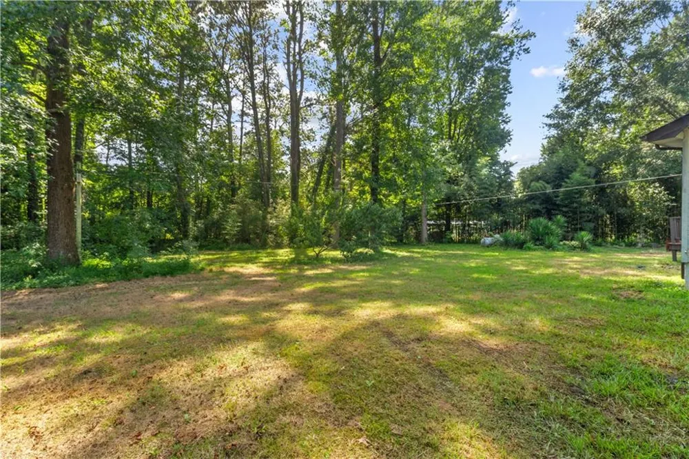 1425 Resaca Lafayette Road NW Resaca, GA 30735