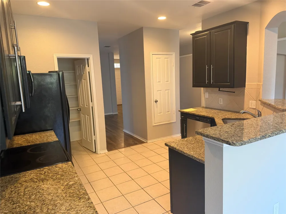 10613 Lansdowne Lane Rowlett, TX 75089