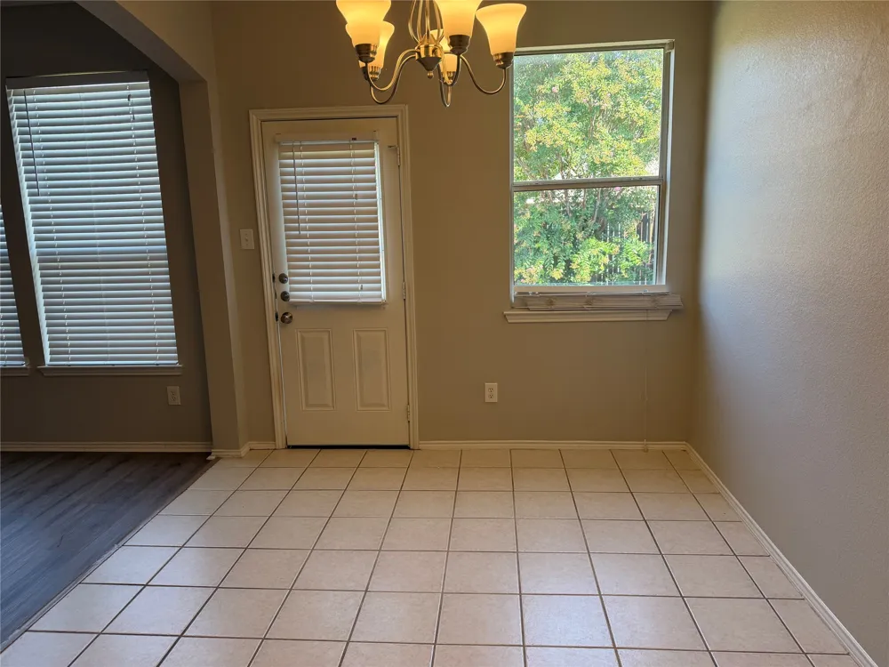 10613 Lansdowne Lane Rowlett, TX 75089