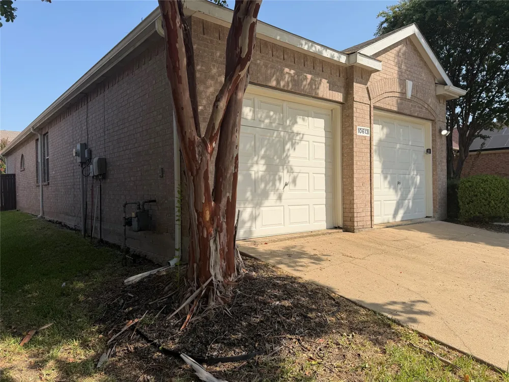 10613 Lansdowne Lane Rowlett, TX 75089