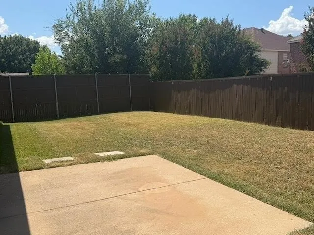 10613 Lansdowne Lane Rowlett, TX 75089