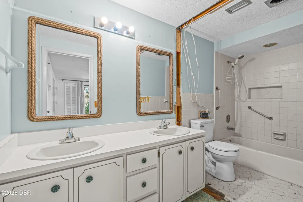 1419 Beach Street Ormond Beach, FL 32174