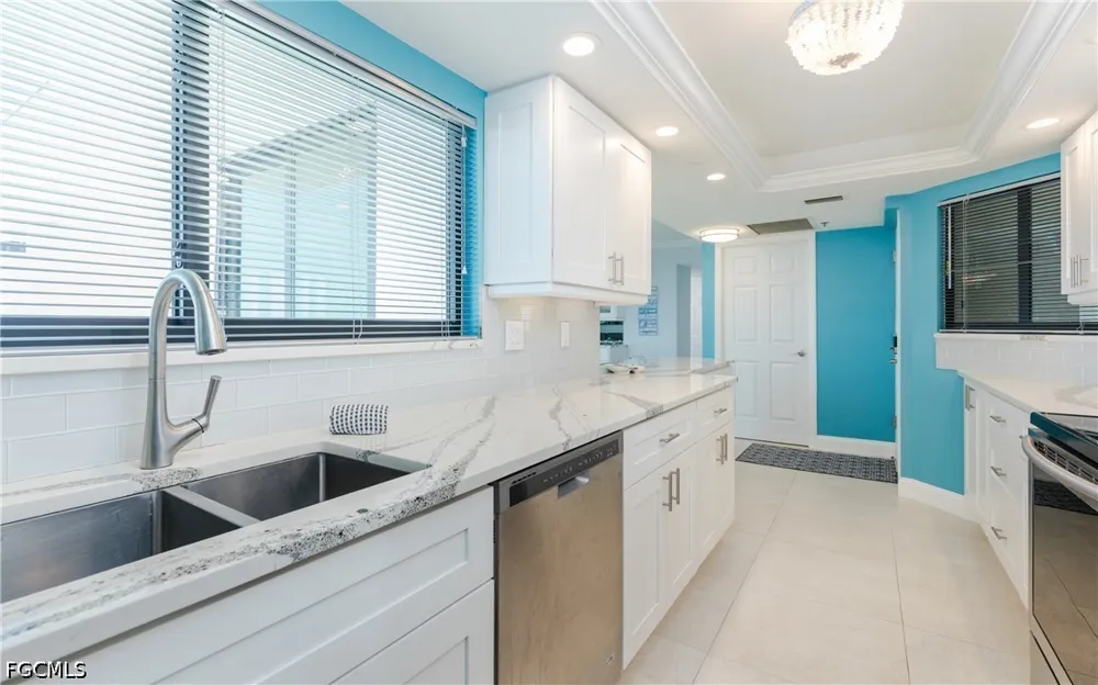 San Carlos Boulevard #PH2 Fort Myers Beach, FL 33931