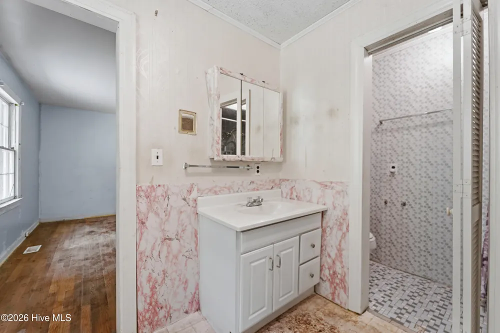 273 E Charity Road Rose Hill, NC 28458