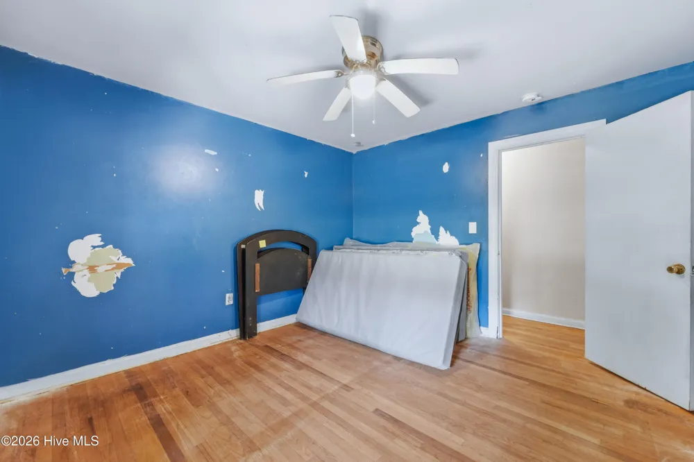 273 E Charity Road Rose Hill, NC 28458