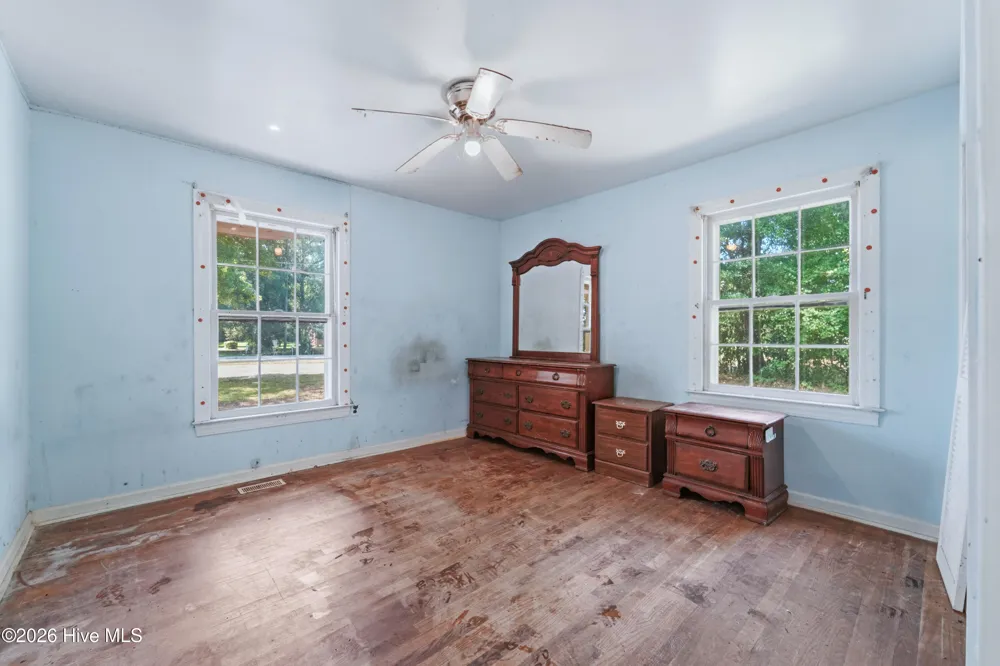 273 E Charity Road Rose Hill, NC 28458