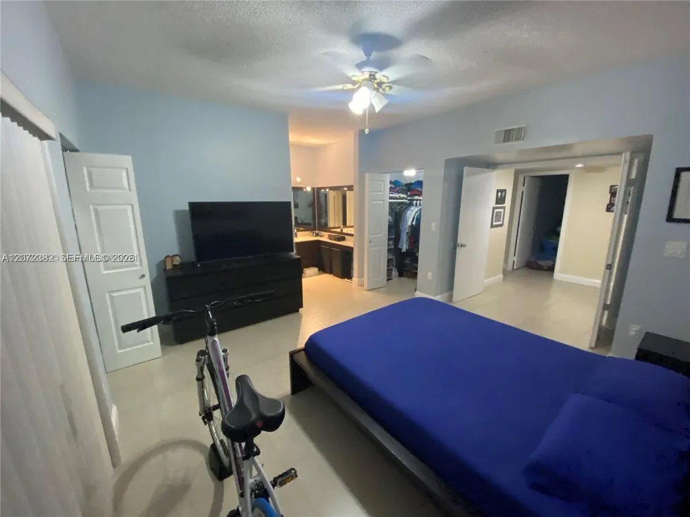 8806 SW 130th Ct #102 Miami, FL 33186
