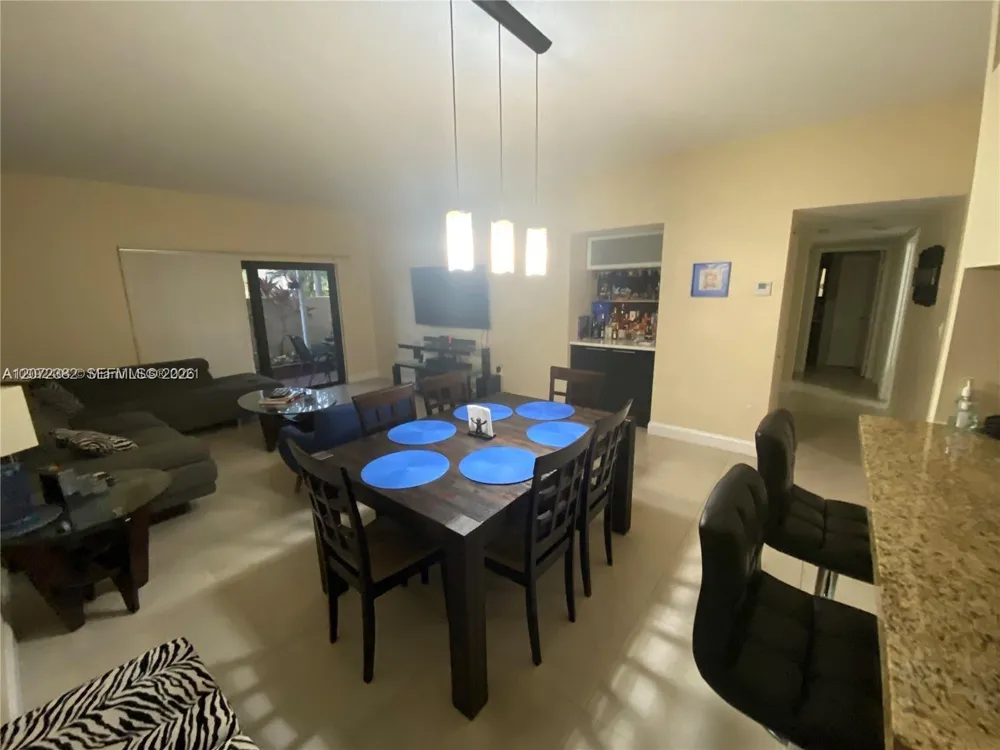8806 SW 130th Ct #102 Miami, FL 33186