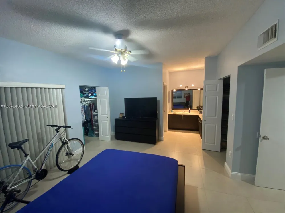 8806 SW 130th Ct #102 Miami, FL 33186