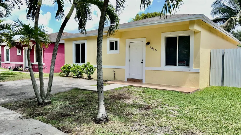 1615 SW 3rd Ct Homestead, FL 33030