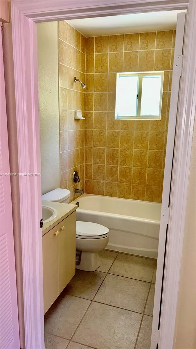 1615 SW 3rd Ct Homestead, FL 33030