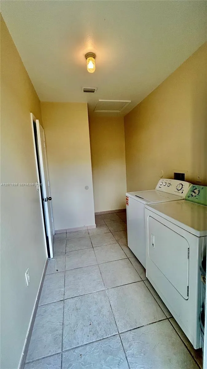 1615 SW 3rd Ct Homestead, FL 33030