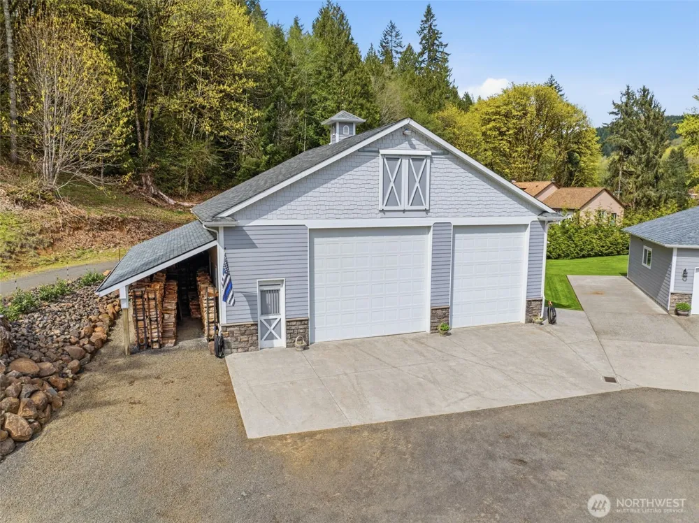 480 Apple Creek Rd Longview, WA 98632