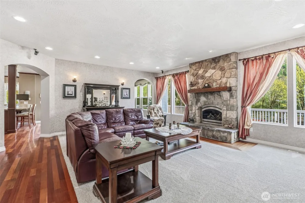 480 Apple Creek Rd Longview, WA 98632