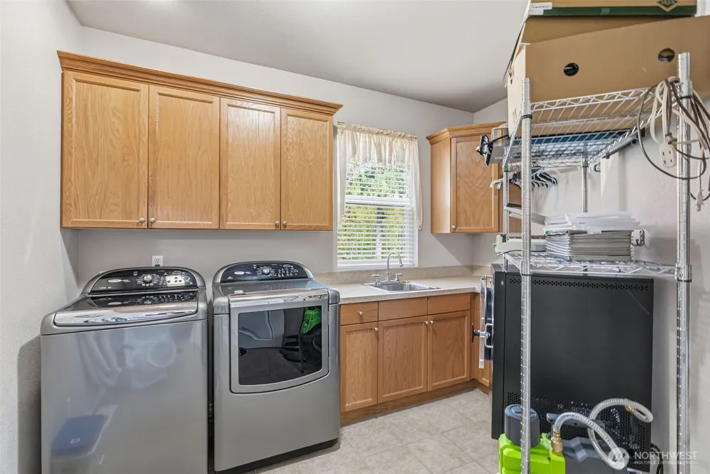 480 Apple Creek Rd Longview, WA 98632
