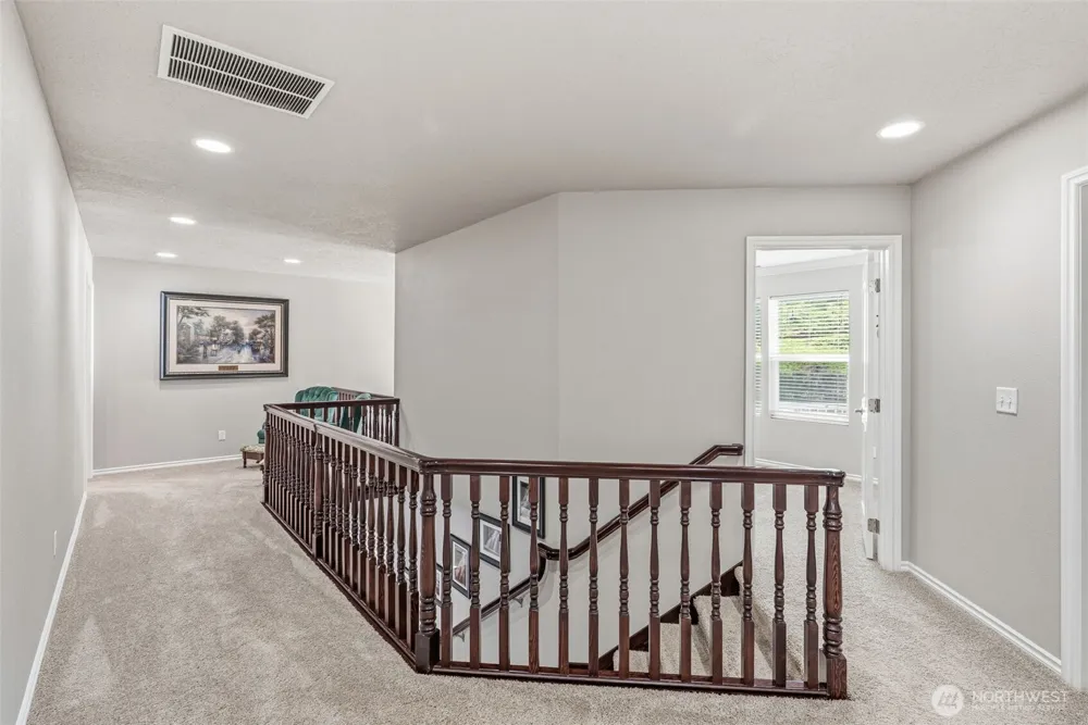 480 Apple Creek Rd Longview, WA 98632