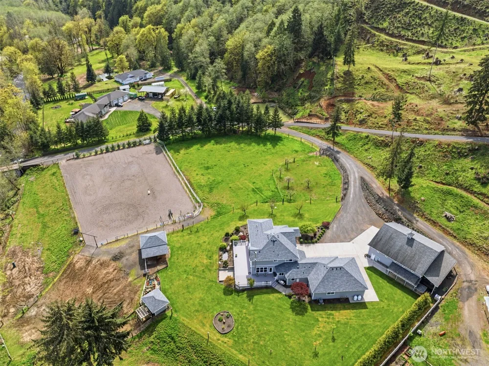 480 Apple Creek Rd Longview, WA 98632