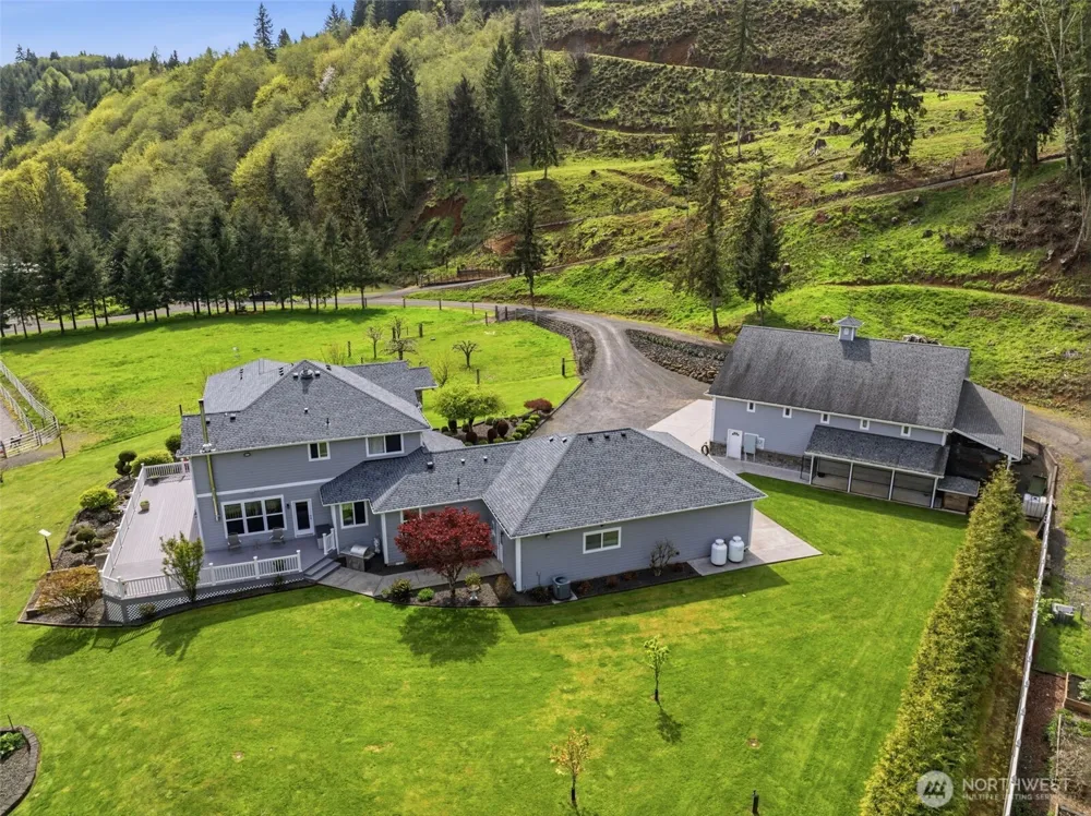 480 Apple Creek Rd Longview, WA 98632