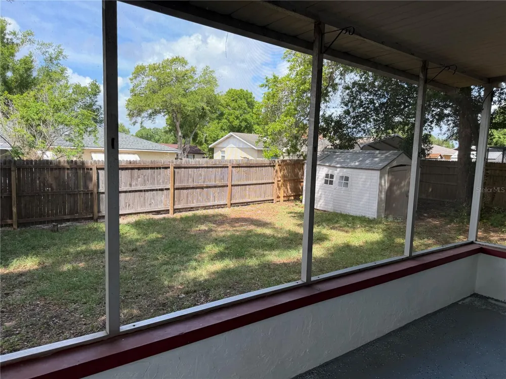 415 S TANGERINE COURT Eagle Lake, FL 33839