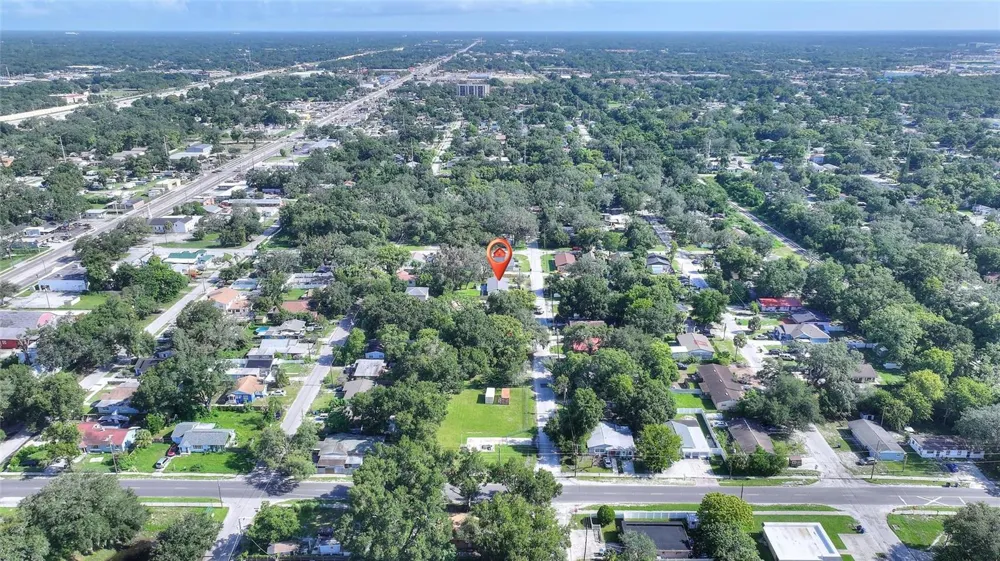 10016 10TH STREET Tampa, FL 33612