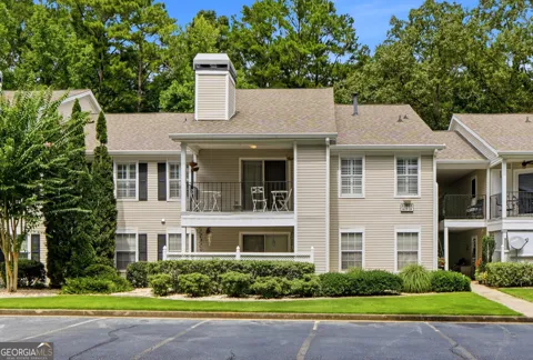 825 Ridgefield DR