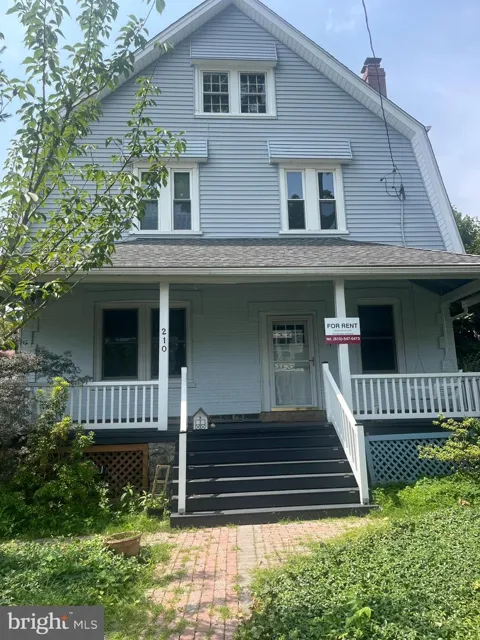 210 GRAYLING AVENUE