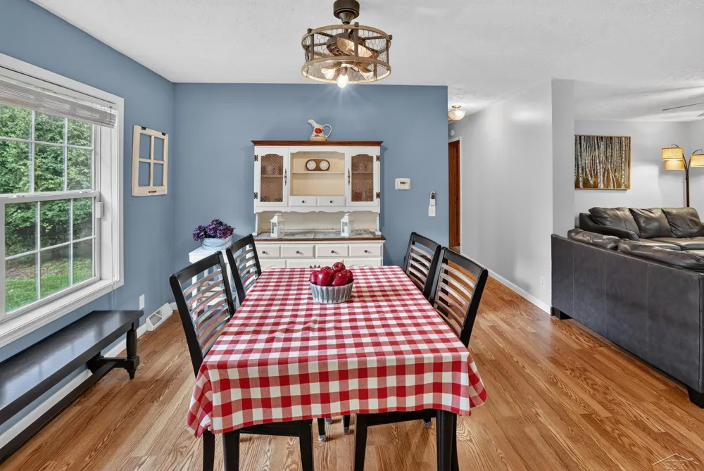 340 Richards Road Bangor Charter Township, MI 48706