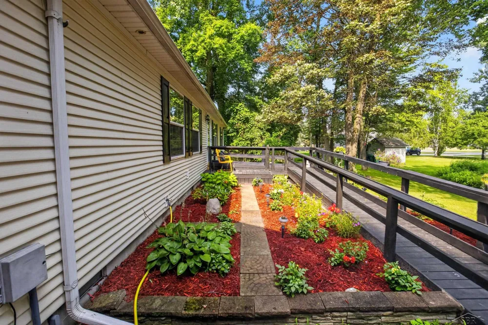 340 Richards Road Bangor Charter Township, MI 48706