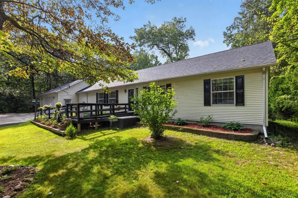 340 Richards Road Bangor Charter Township, MI 48706