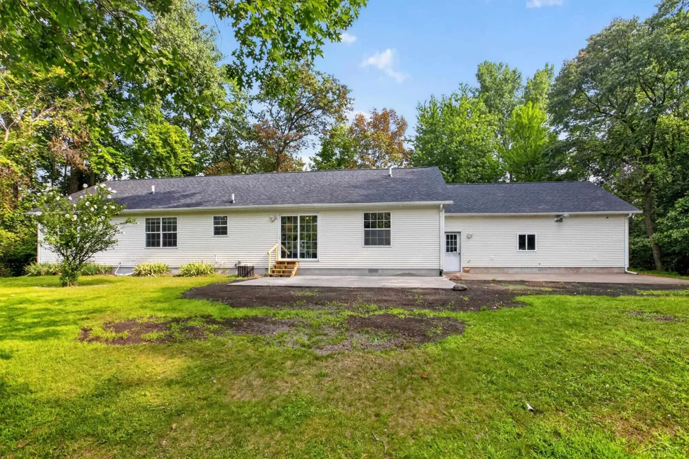 340 Richards Road Bangor Charter Township, MI 48706