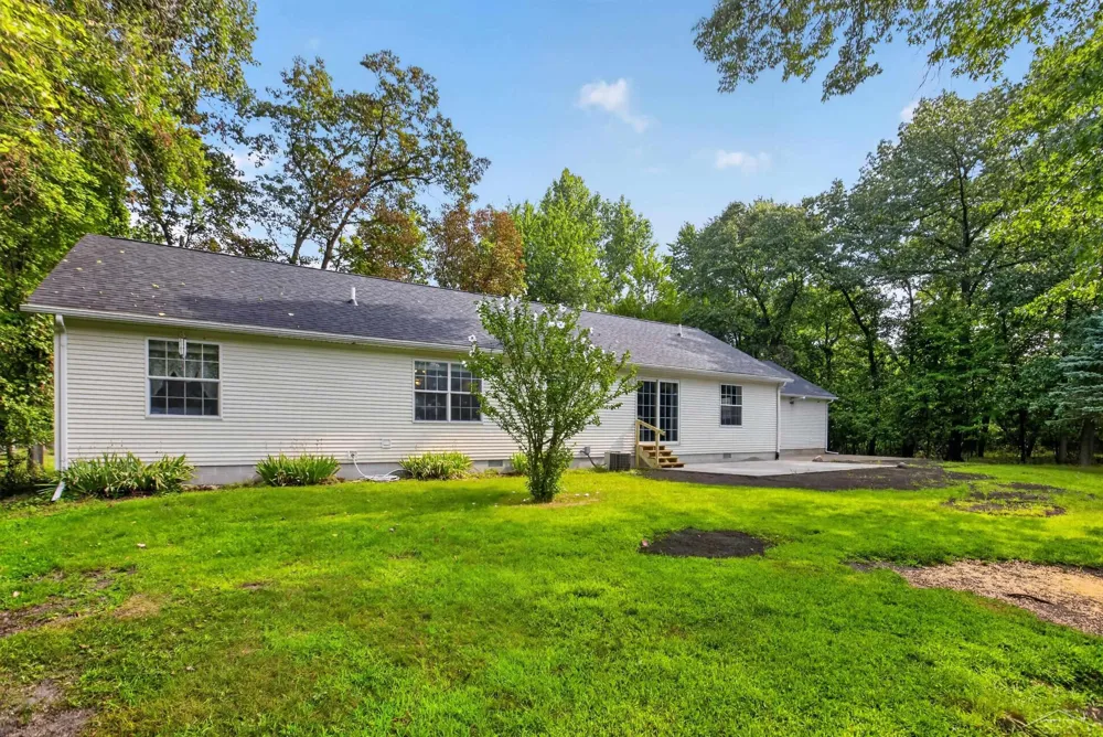 340 Richards Road Bangor Charter Township, MI 48706