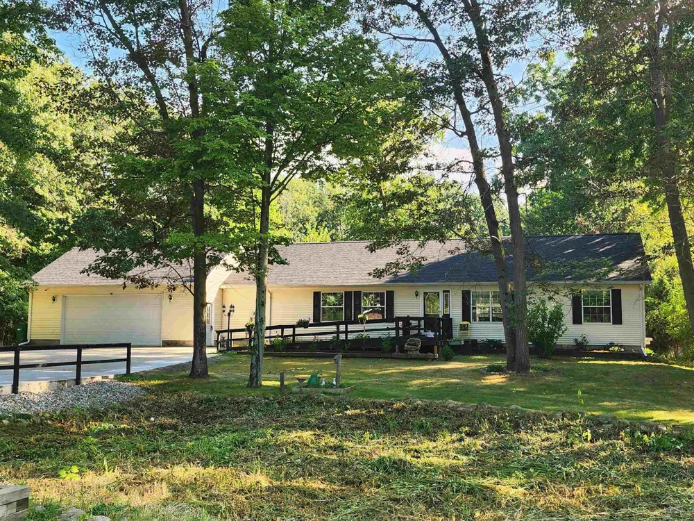 340 Richards Road Bangor Charter Township, MI 48706