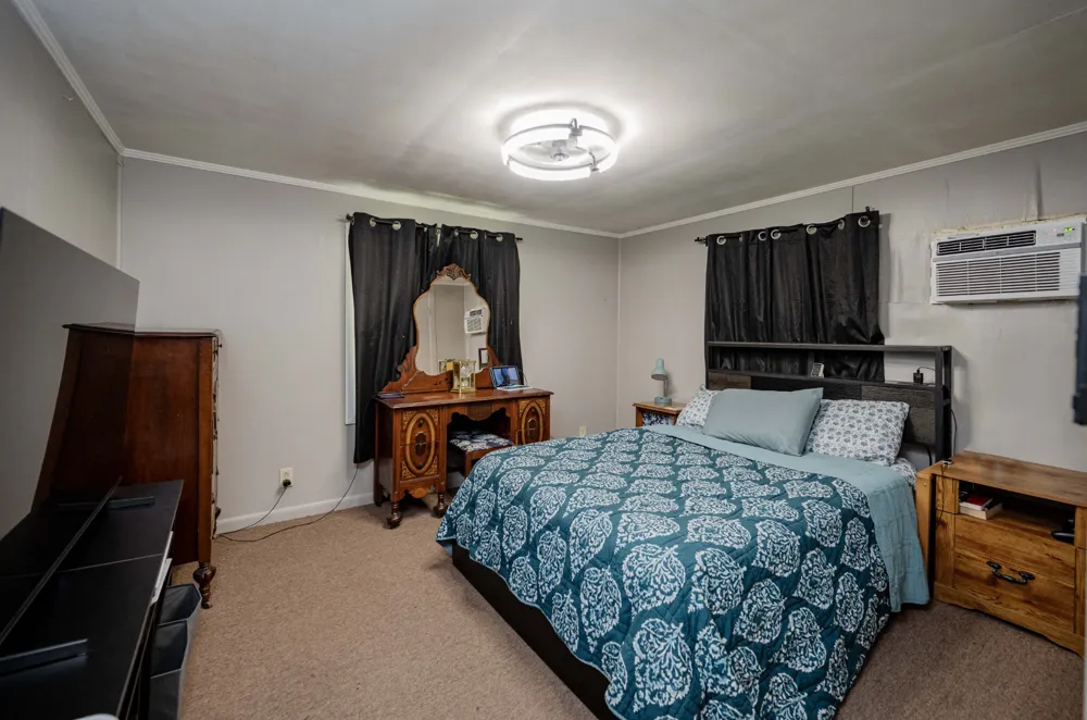 60 Walker St Manchester, TN 37355