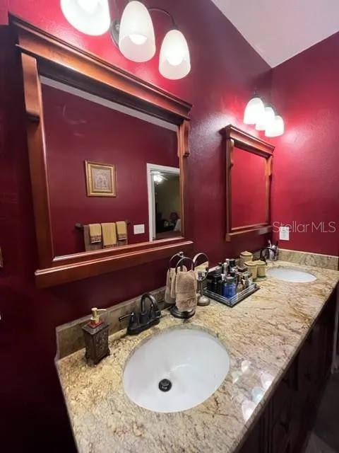 1910 E PALM AVENUE #10303 Tampa, FL 33605